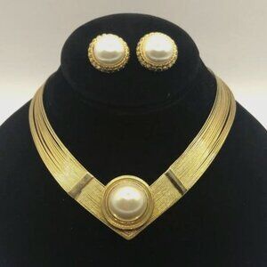 Gold-Tone Multi Layer Memory Wire Choker with Faux Pearl Focal & Earring Set